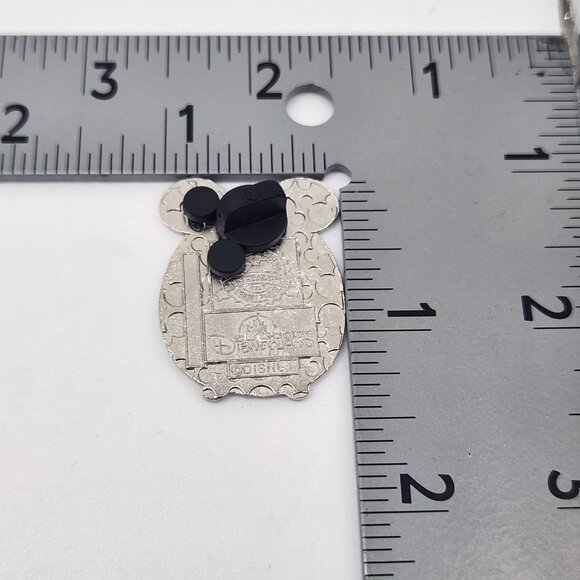 Disney Pin Trading Mickey Mouse Ufufy Easter Egg Tsum Tsum 2018 - Picture 3 of 3